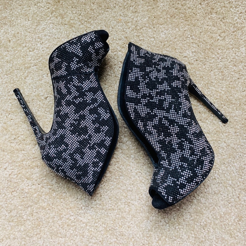 High heels - Picture 4 of 4